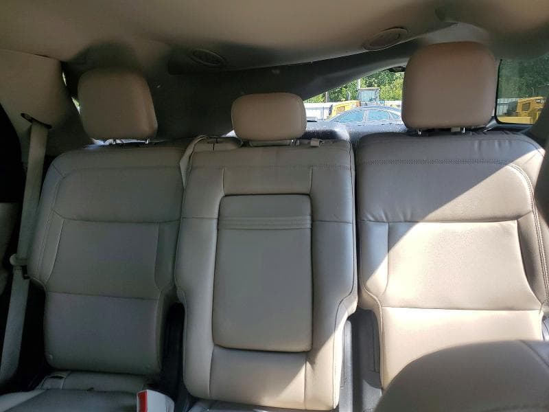2020 FORD EXPLORER XLT 10