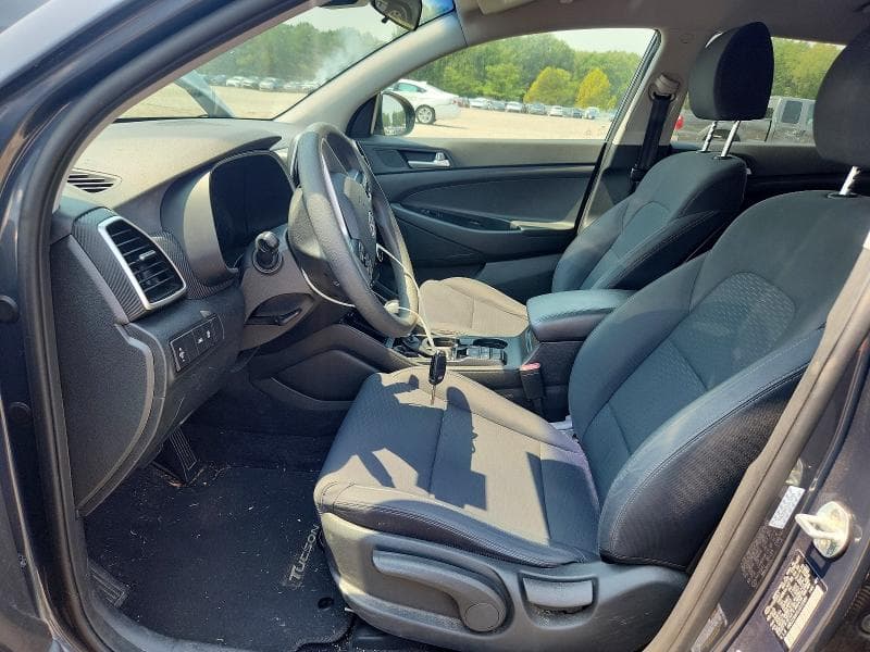 2020 HYUNDAI TUCSON SE 7