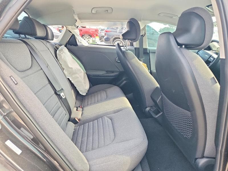 2025 KIA K4 EX 10