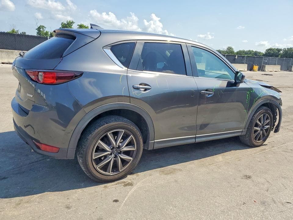 2018 MAZDA CX-5 TOURING 3