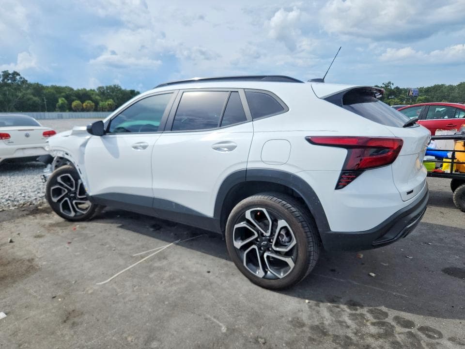 2024 CHEVROLET TRAX 2RS 2