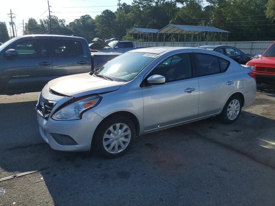 2018 NISSAN VERSA SV - 1