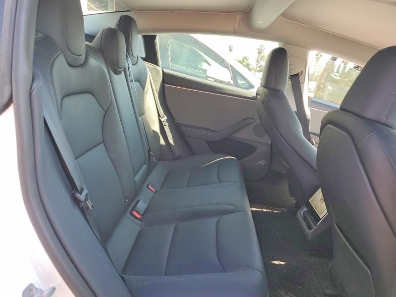 2025 TESLA MODEL 3 10