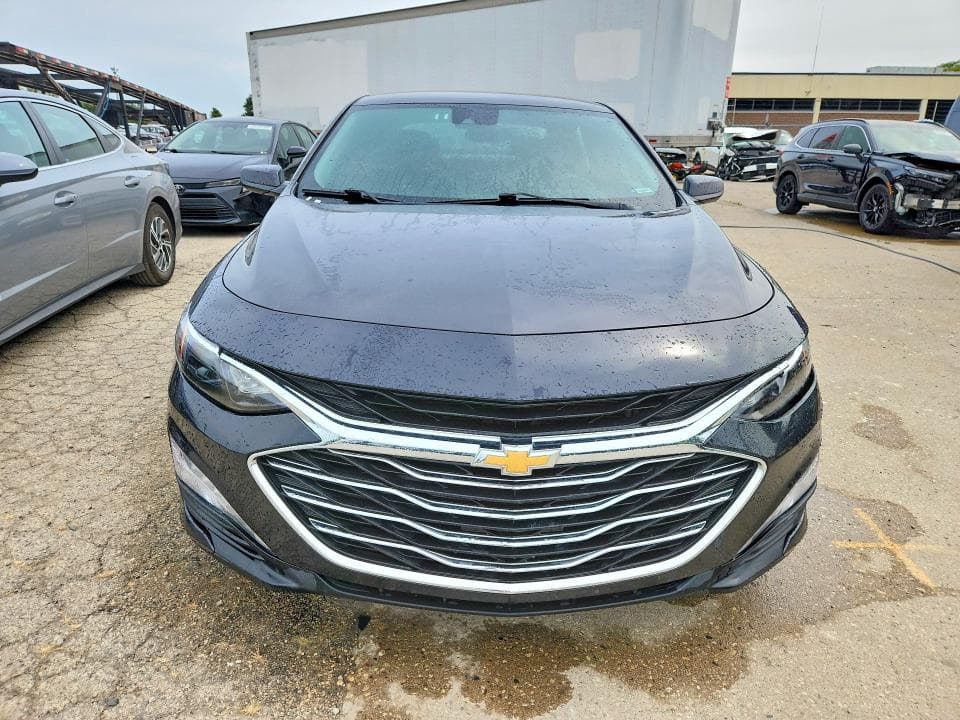 2023 CHEVROLET MALIBU LT 5