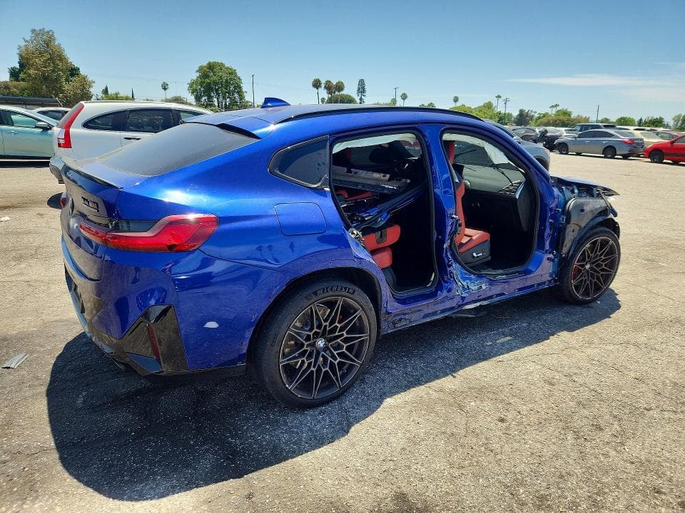 2022 BMW X4 M 6