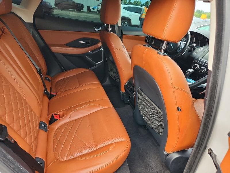2018 JAGUAR E-PACE SE 11