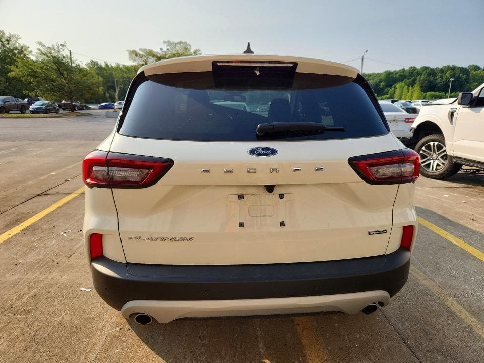 2024 FORD ESCAPE PLATINUM 6