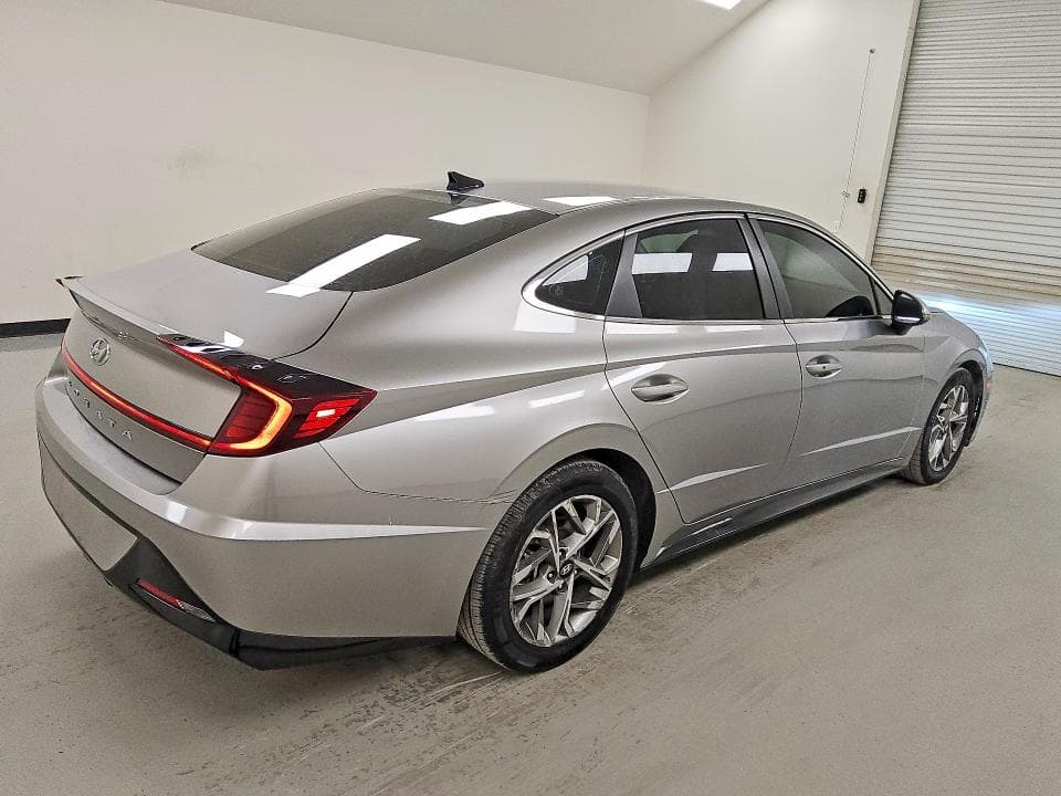 2021 HYUNDAI SONATA SEL 3