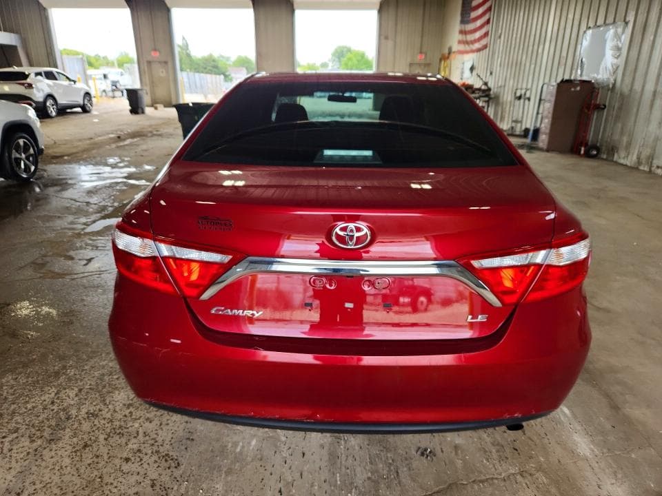 2017 TOYOTA CAMRY LE 6