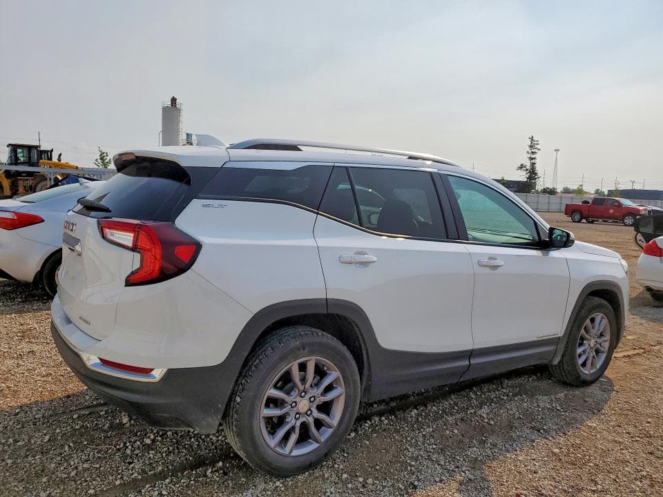 2024 GMC TERRAIN SLT 3