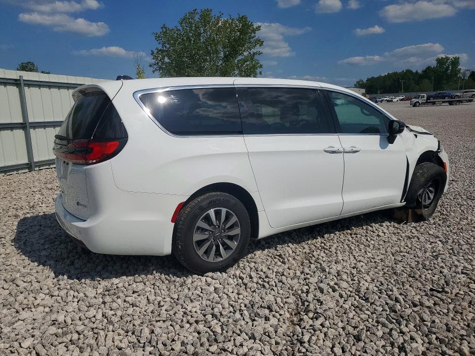2024 CHRYSLER PACIFICA HYBRID SELECT 3