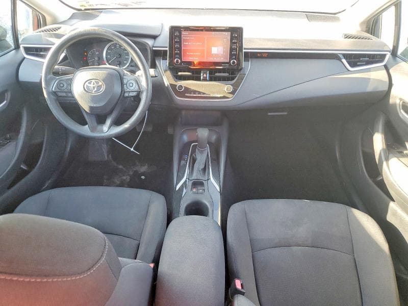2021 TOYOTA COROLLA LE 8