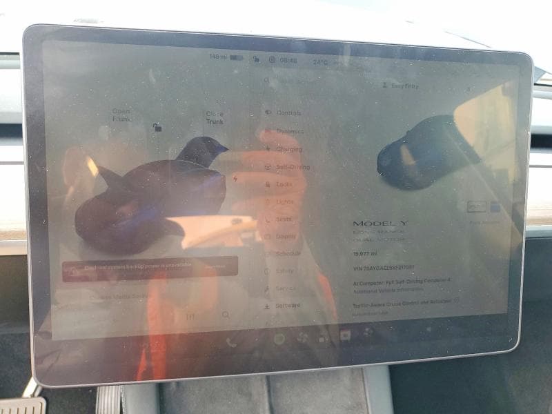 2025 TESLA MODEL Y 9
