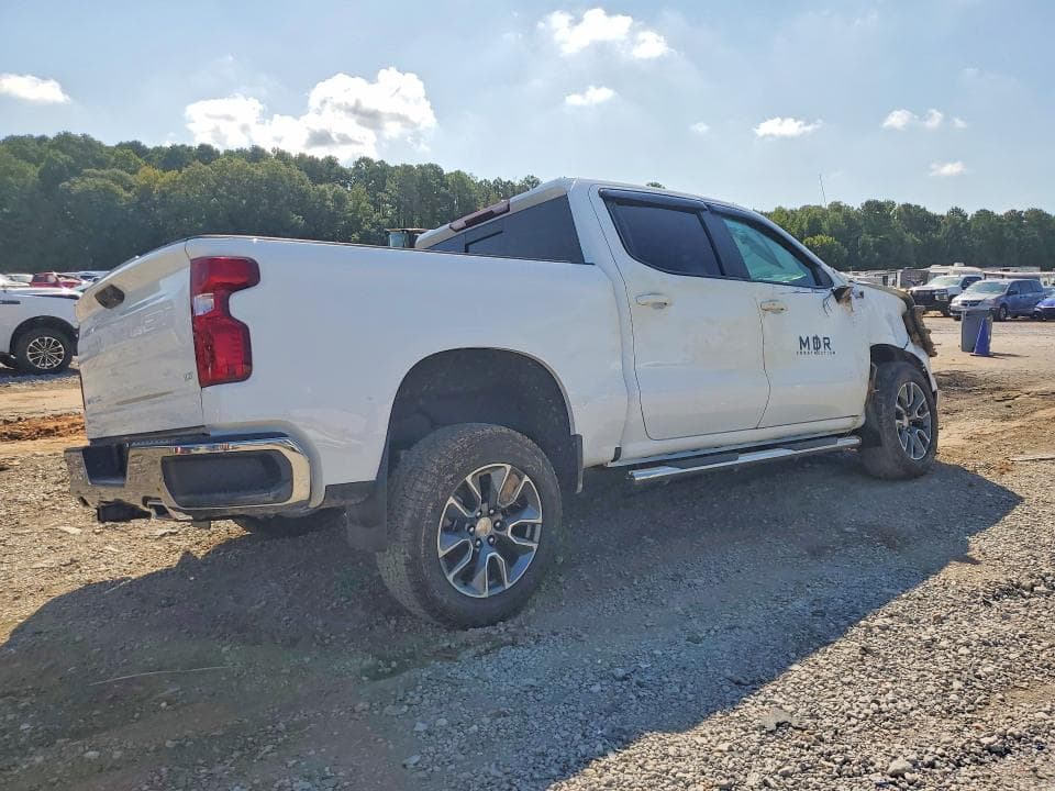 2026 CHEVROLET SILVERADO K1500 LT 3