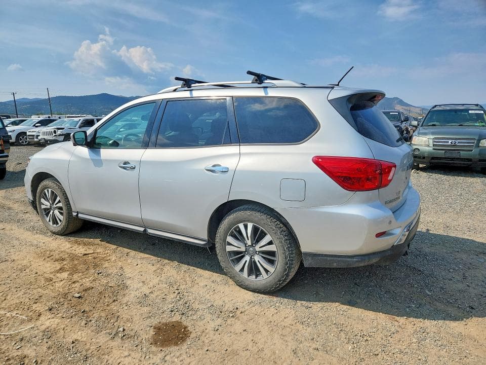 2018 NISSAN PATHFINDER SL 2