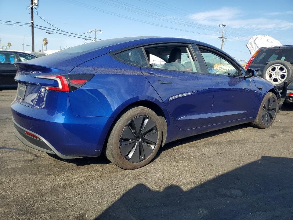 2025 TESLA MODEL 3 3
