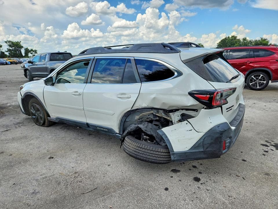 2021 SUBARU OUTBACK ONYX EDITION XT 2