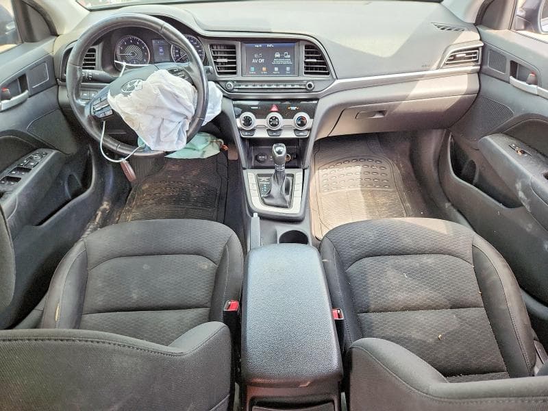 2020 HYUNDAI ELANTRA SEL 8