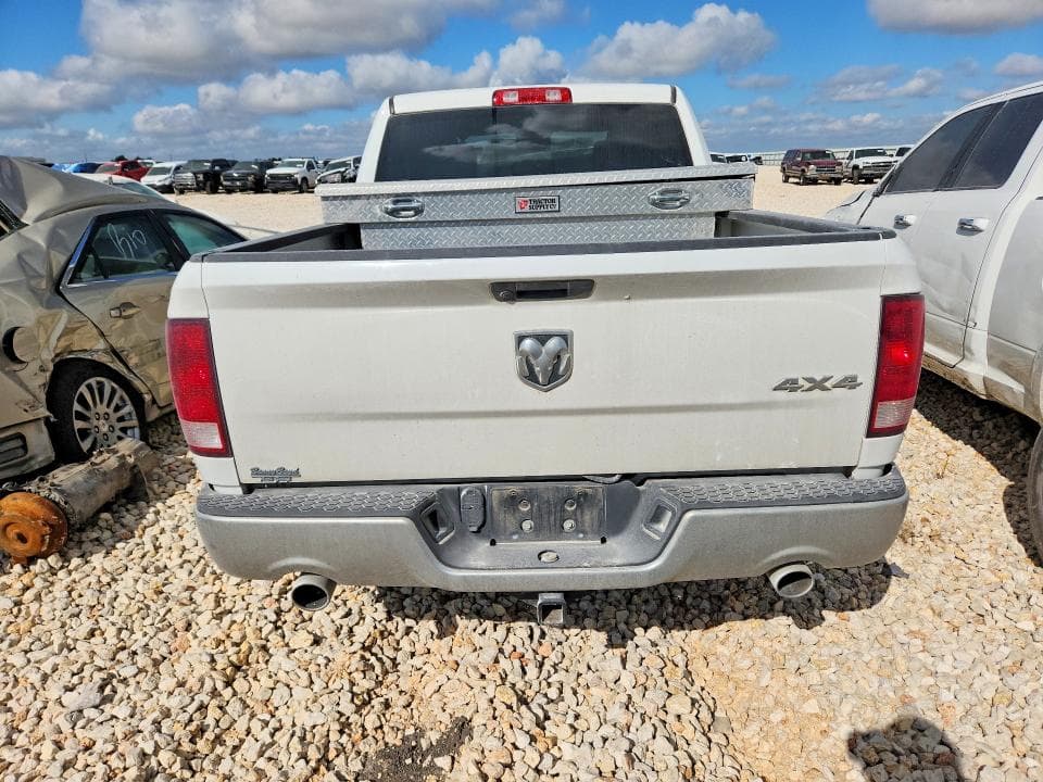 2021 RAM 1500 CLASSIC TRADESMAN 6