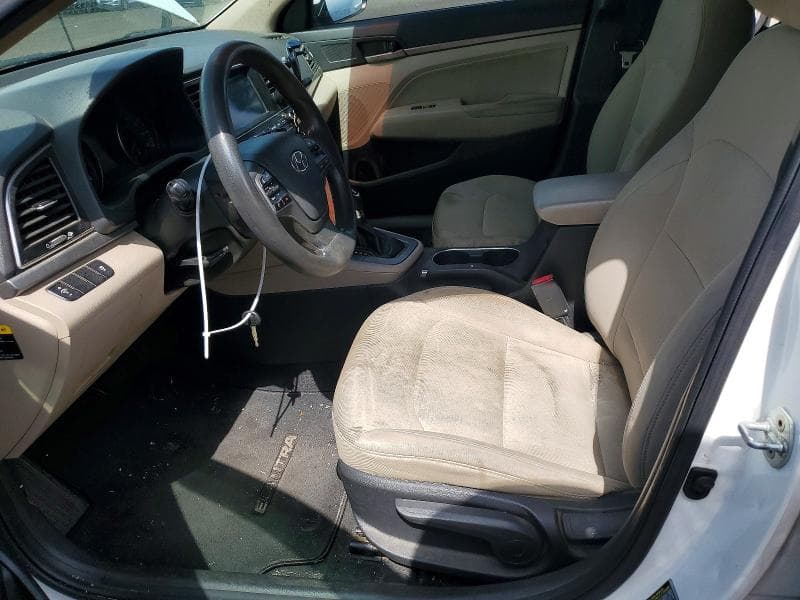 2017 HYUNDAI ELANTRA SE 7