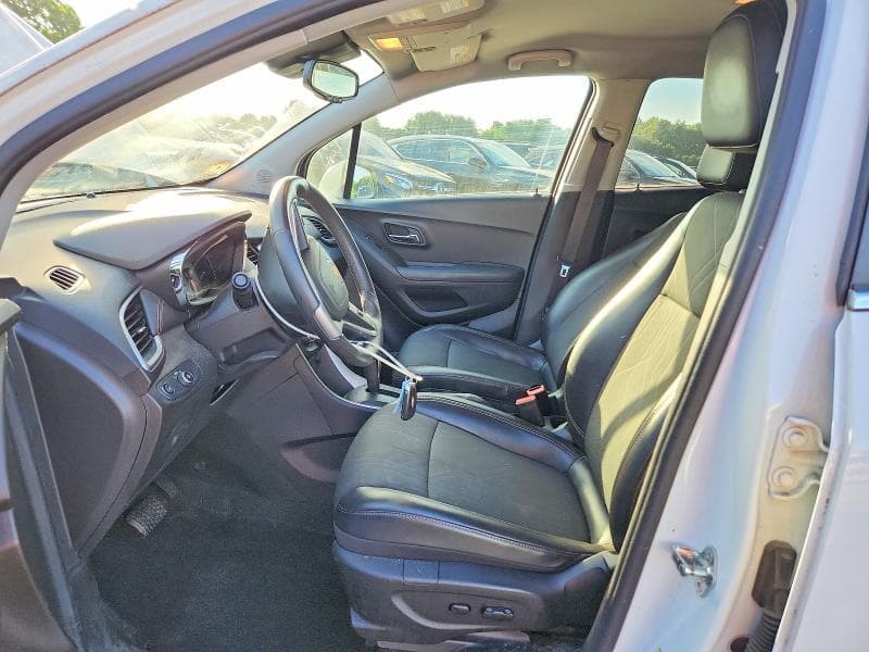 2017 CHEVROLET TRAX 1LT 7