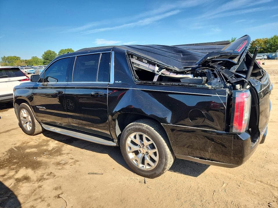 2017 GMC YUKON XL K1500 SLE 2