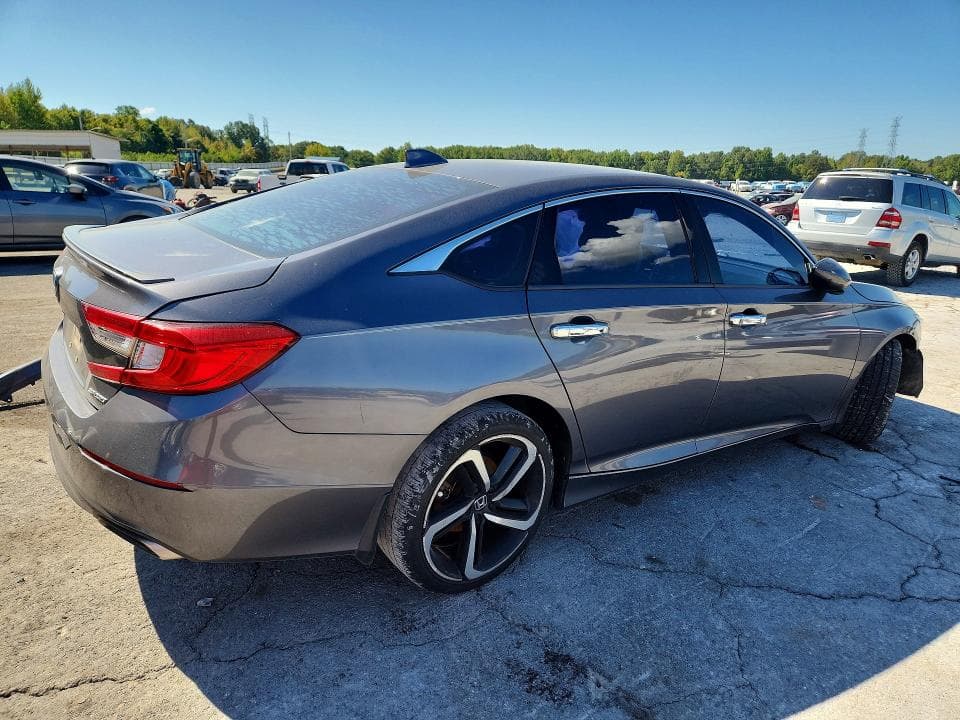 2018 HONDA ACCORD SPORT 3
