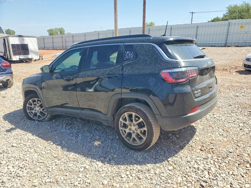 2024 JEEP COMPASS LATITUDE LUX 2