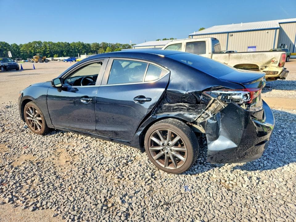 2018 MAZDA 3 TOURING 2