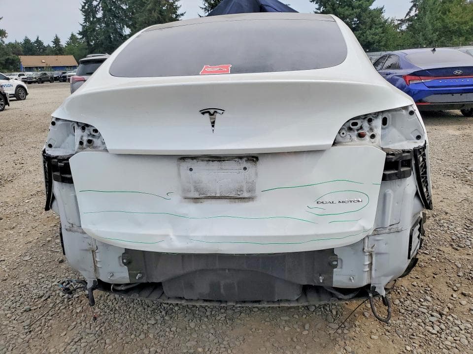 2020 TESLA MODEL Y 6