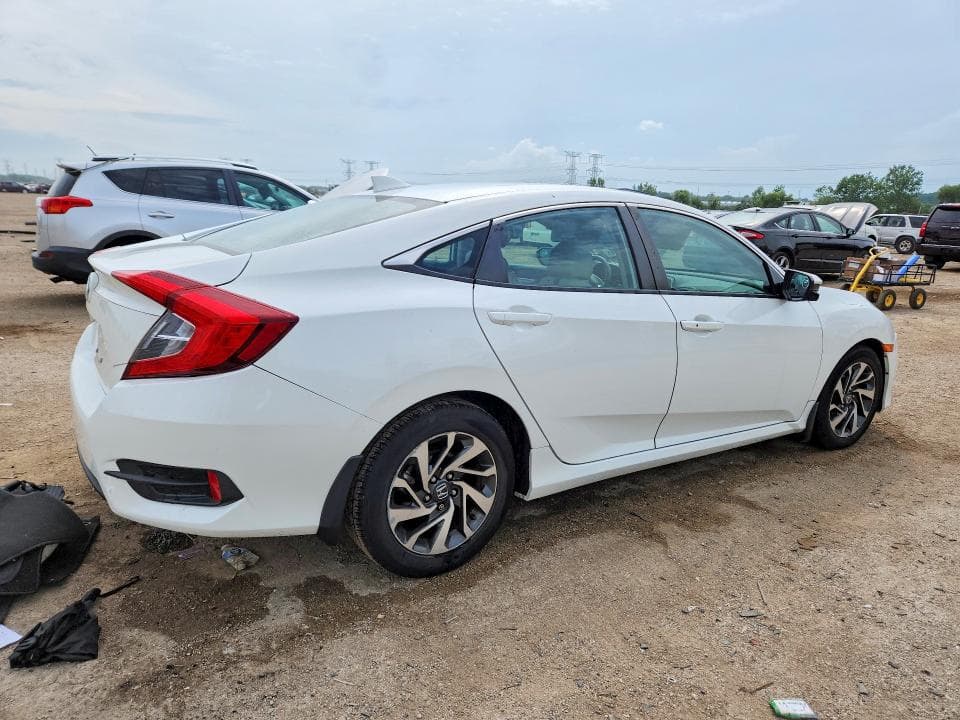 2017 HONDA CIVIC EX 3