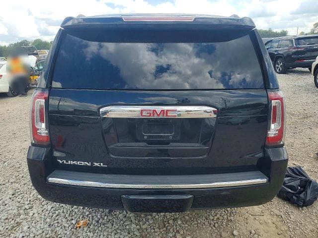 2024 GMC YUKON XL AT4 6