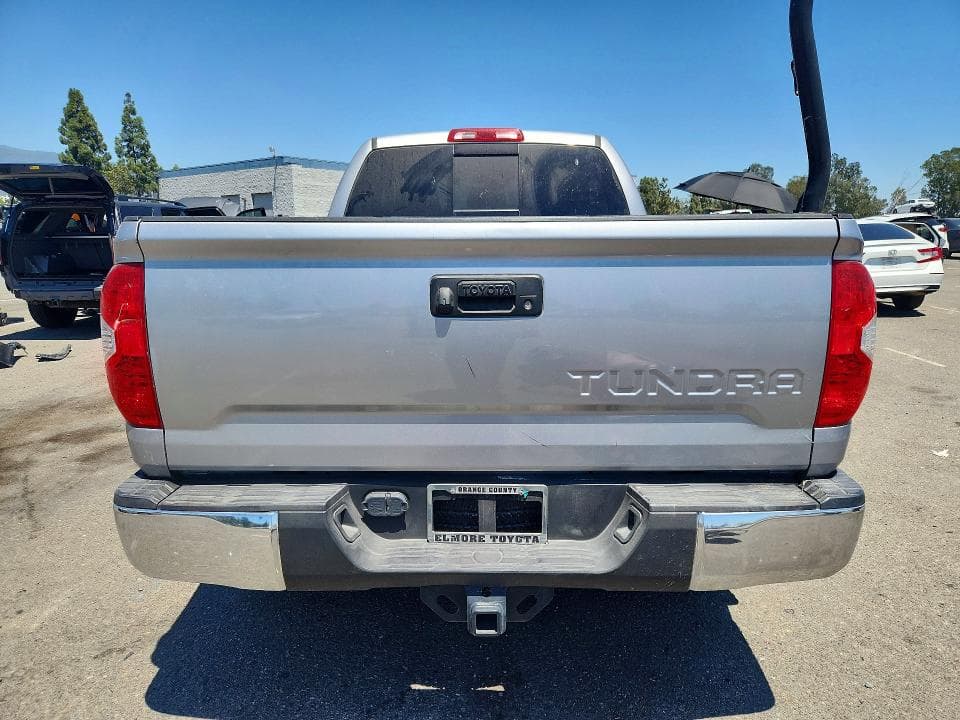 2019 TOYOTA TUNDRA SR5 6