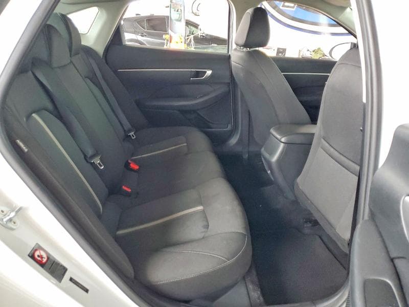 2021 HYUNDAI SONATA SE 10