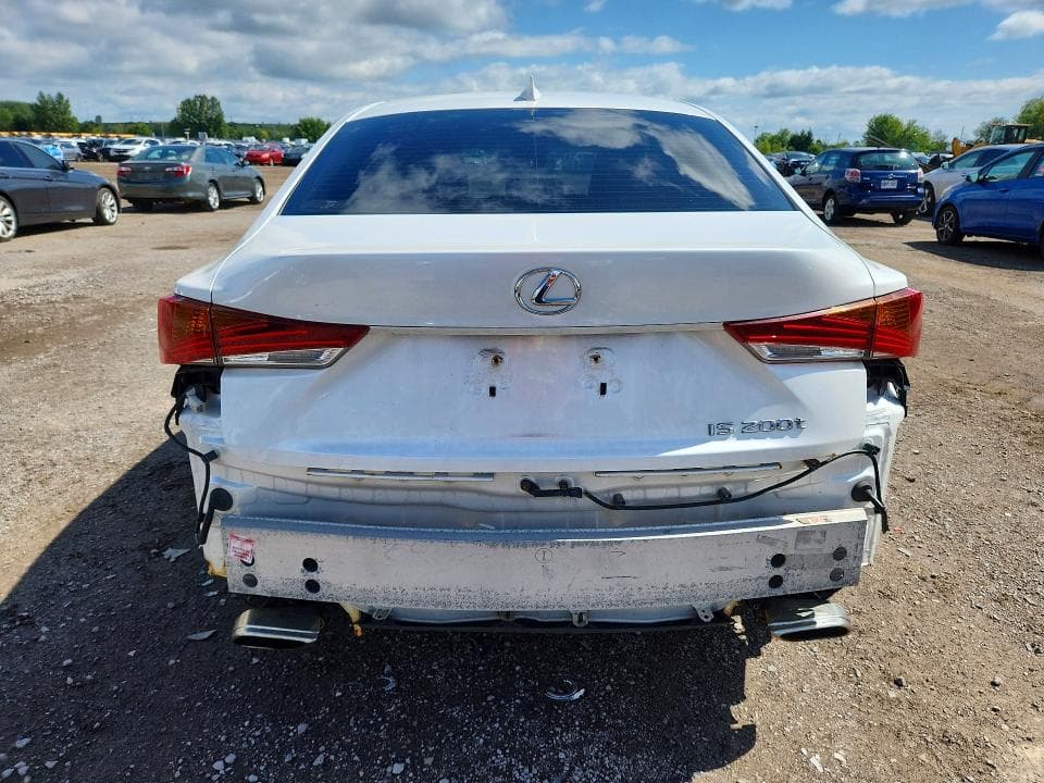 2017 LEXUS IS 200T 6