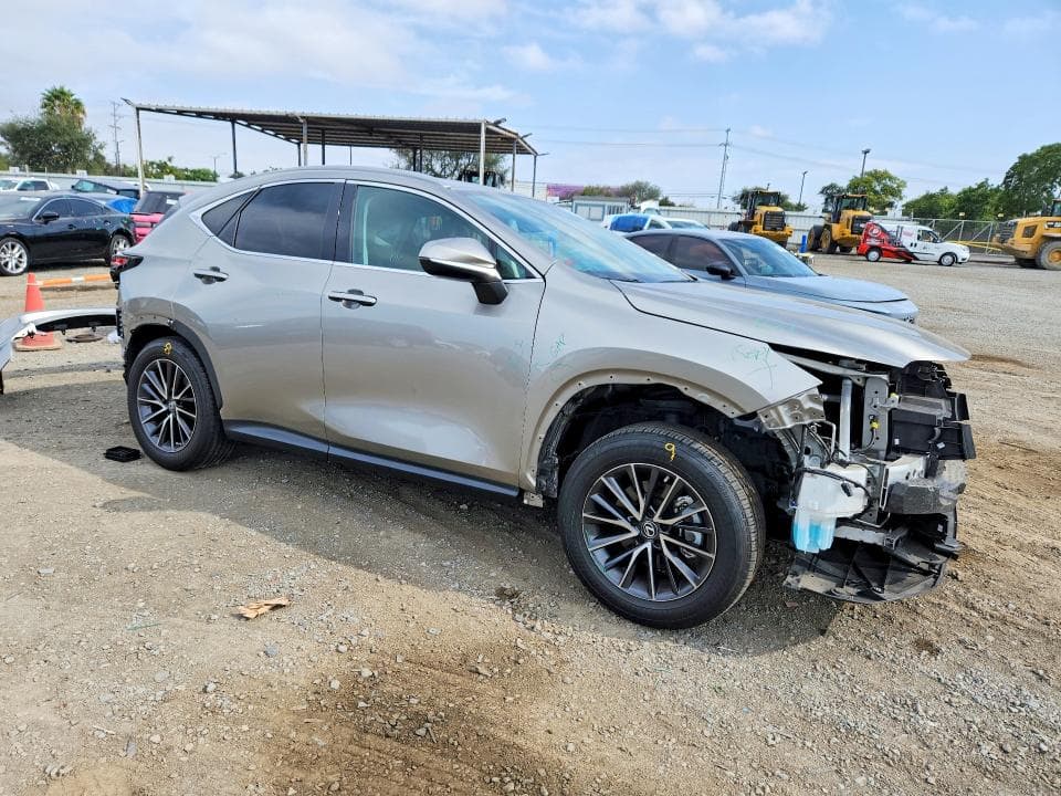 2023 LEXUS NX 250 4