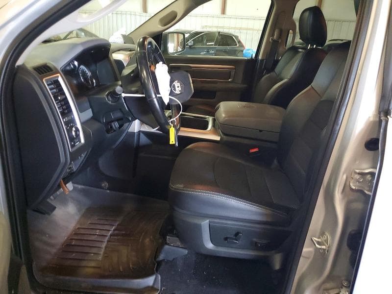 2017 RAM 1500 SLT 7