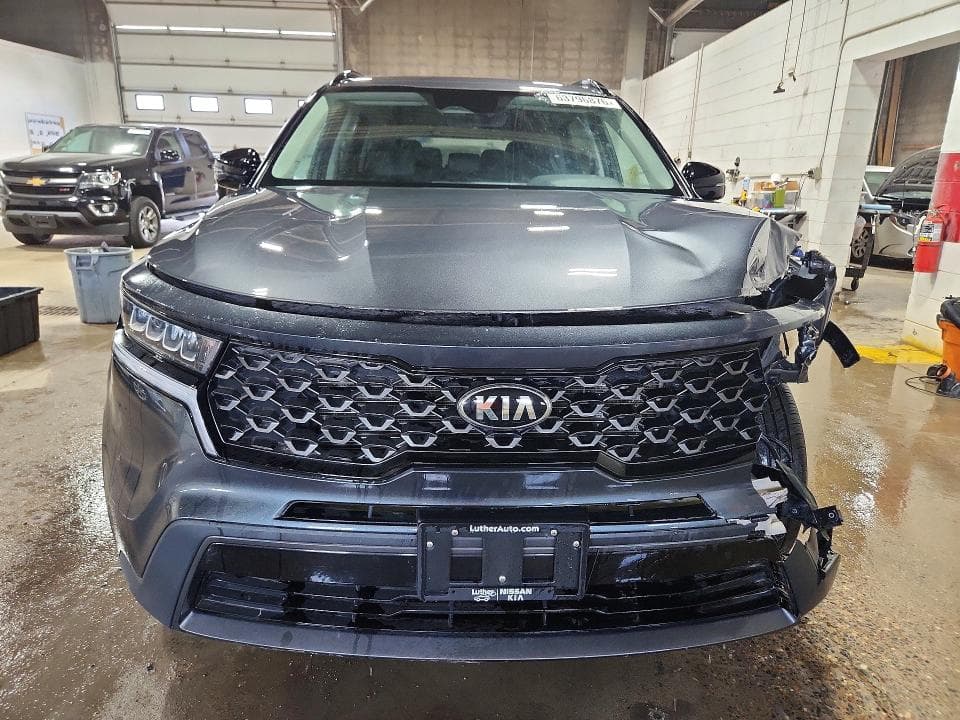 2021 KIA SORENTO S 5