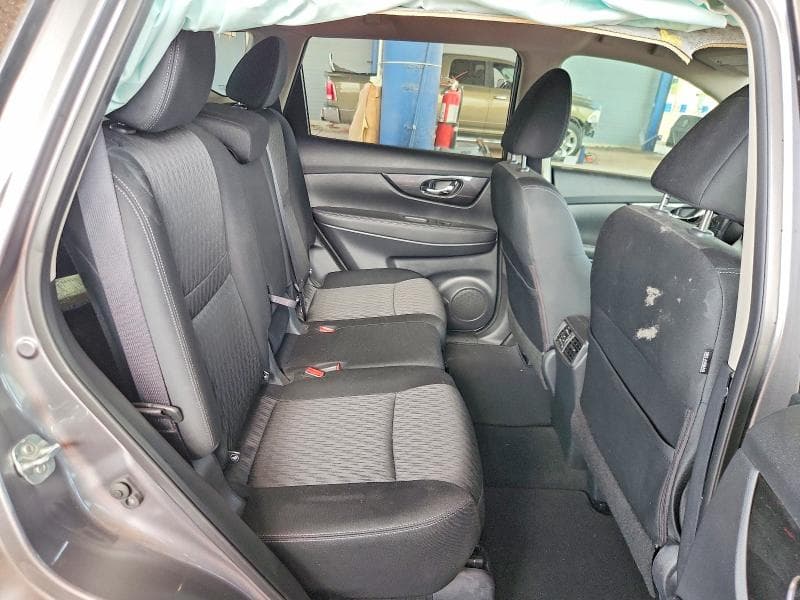 2018 NISSAN ROGUE SV 11