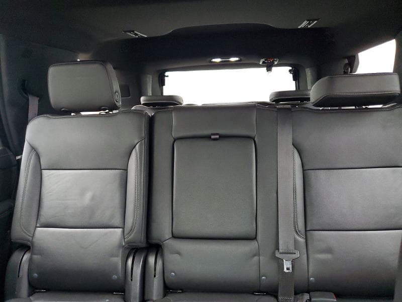 2022 GMC YUKON SLT 10