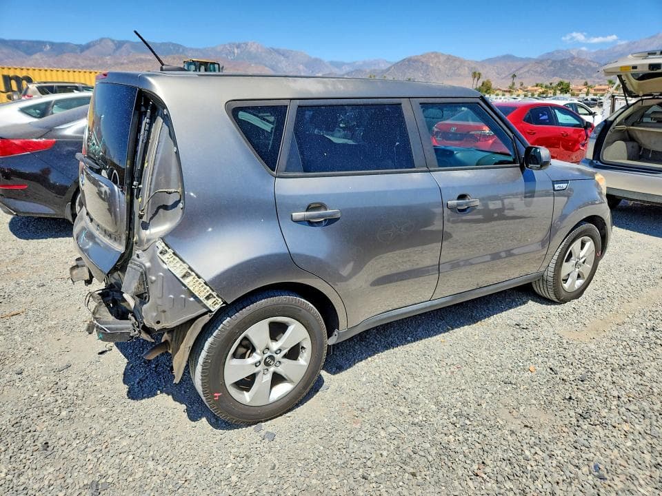2018 KIA SOUL BASE 3