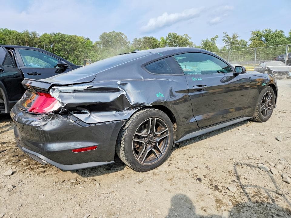 2018 FORD MUSTANG 3