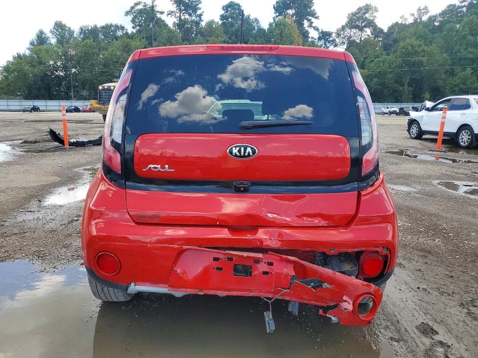2019 KIA SOUL + 6