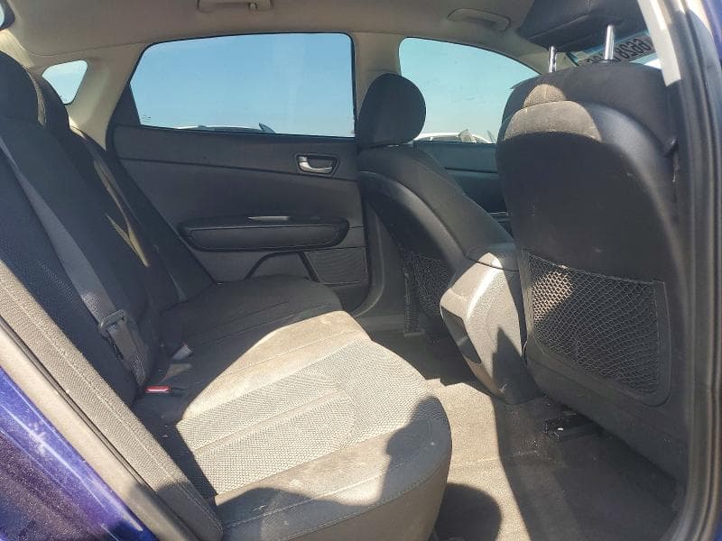 2019 KIA OPTIMA LX 10