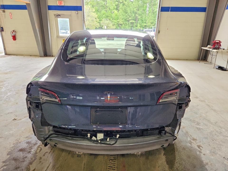 2023 TESLA MODEL 3 6