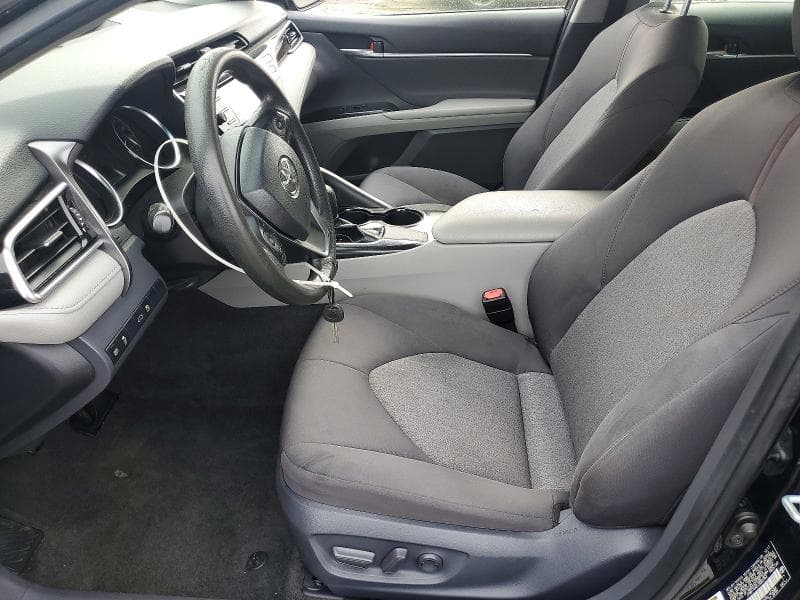 2018 TOYOTA CAMRY LE 7