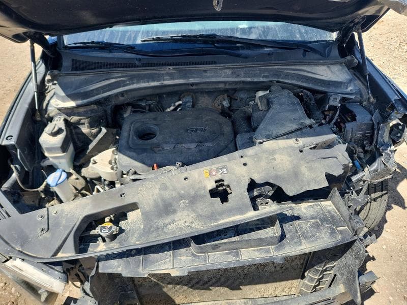 2019 HYUNDAI SANTA FE SE 11