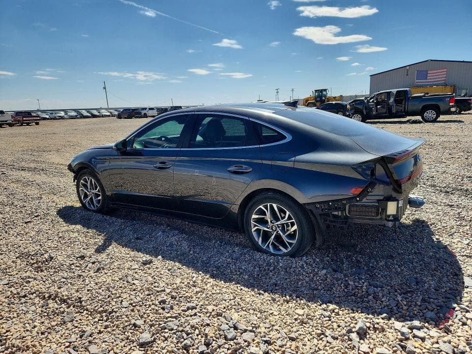2023 HYUNDAI SONATA SEL 2