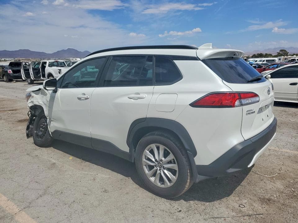 2023 TOYOTA COROLLA CROSS LE 2