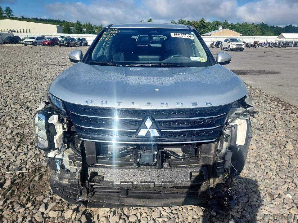 2024 MITSUBISHI OUTLANDER SE 5